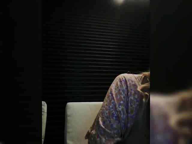 karolynesyera webcam