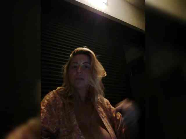 karolynesyera webcam