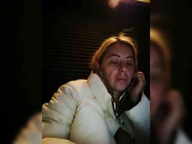 karolynesyera webcam