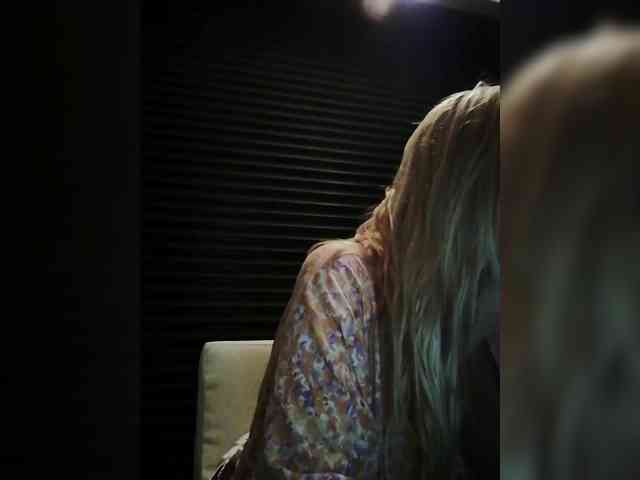 karolynesyera webcam