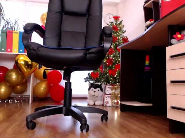 Carrie1337's BongaCams show and profile