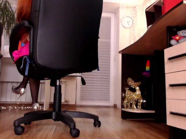 Carrie1337's BongaCams show and profile