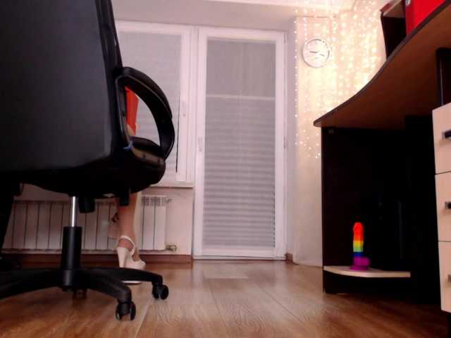 Carrie1337's BongaCams profile