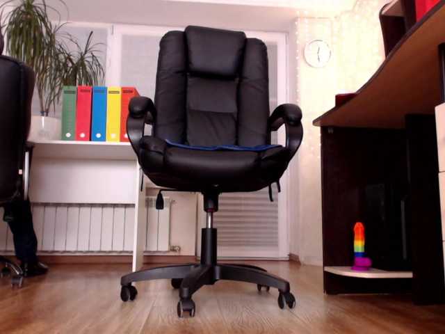 Carrie1337's BongaCams show and profile