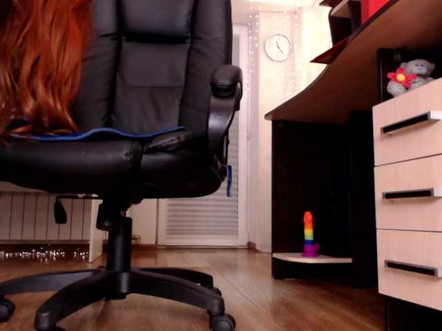 Carrie1337's BongaCams show and profile