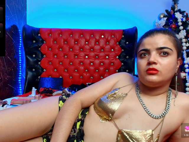 Slutty_milf_bitch webcam bongacams model stream image