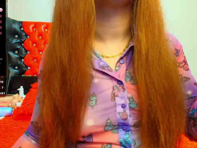 Slutty_milf_bitch webcam