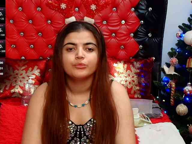 Slutty_milf_bitch webcam