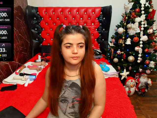 Slutty_milf_bitch webcam