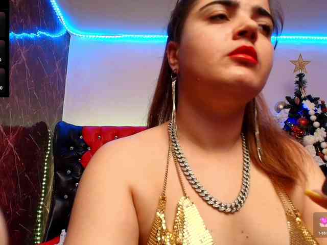 Slutty_milf_bitch webcam