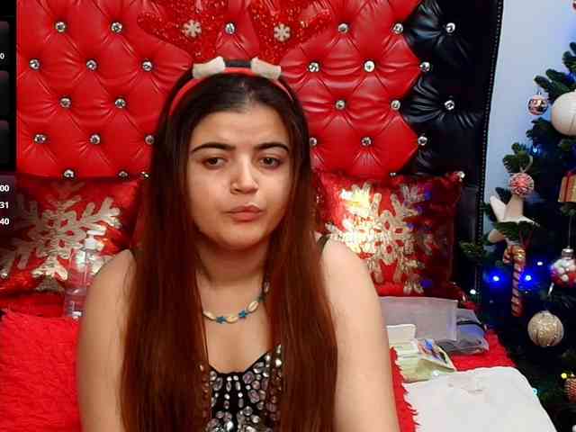 Slutty_milf_bitch webcam