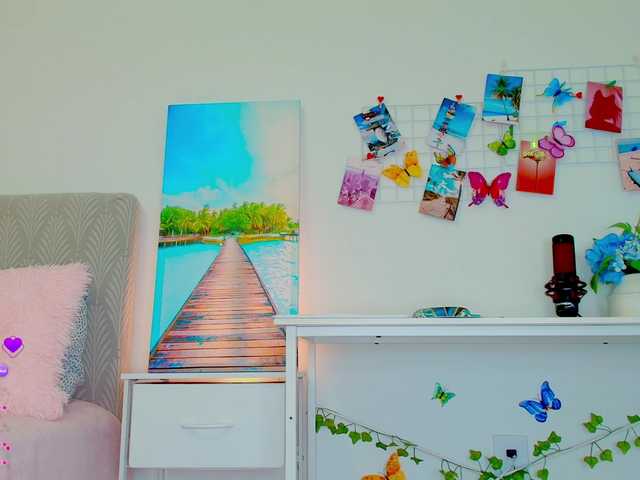 Exoticsofia's BongaCams show and profile