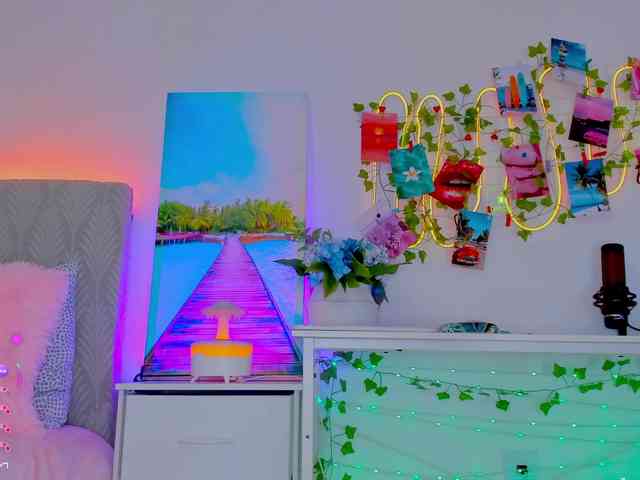 Sophiyaa webcam