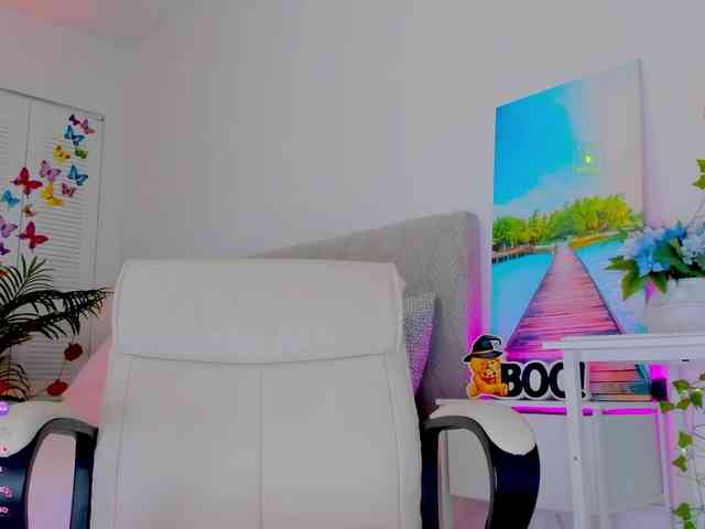 Sophiyaa webcam