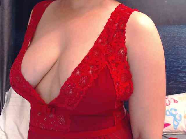 ladysquirt11 webcam