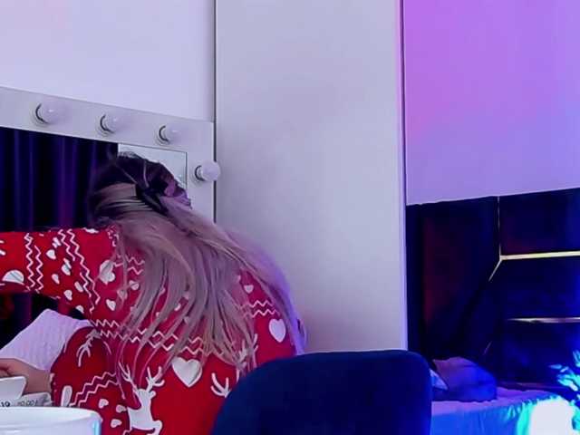 AllisonSweets webcam