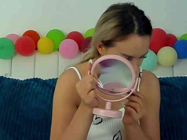 AllisonSweets webcam