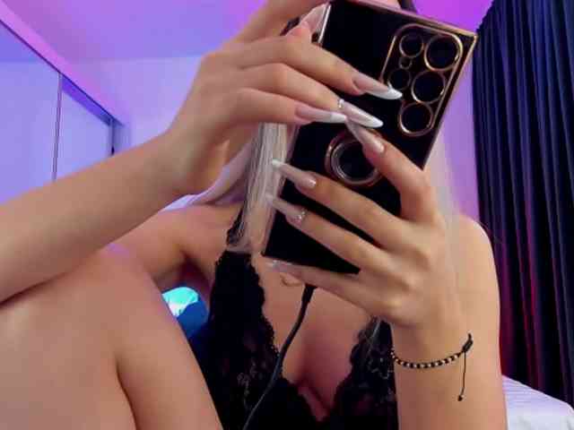 AllisonSweets Live Webcam on BongaCams