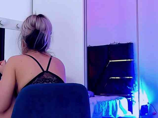 AllisonSweets webcam