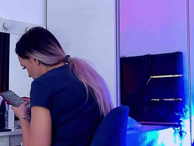 AllisonSweets webcam