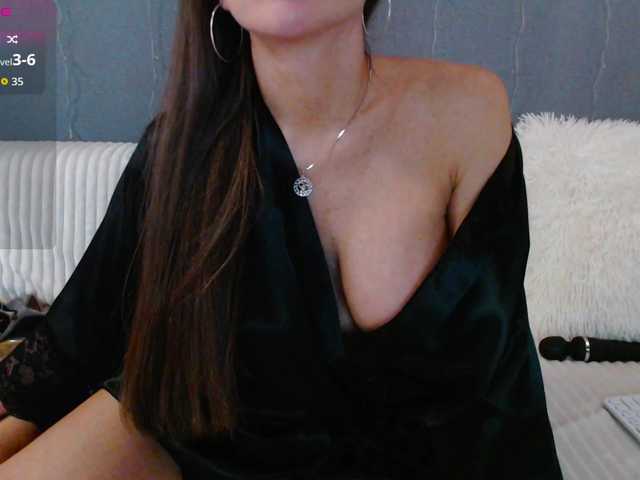 Icehotangel from BongaCams