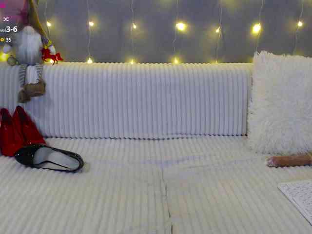 Icehotangel webcam