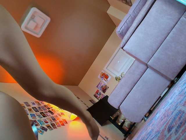 Kriszayka's BongaCams show and profile