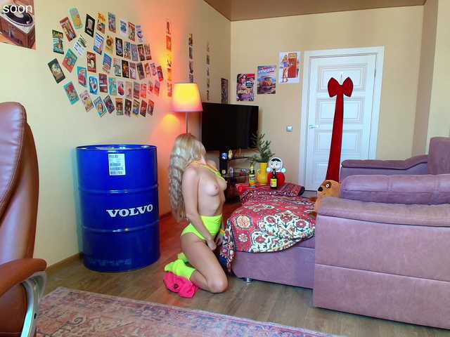 Kriszayka's BongaCams show and profile