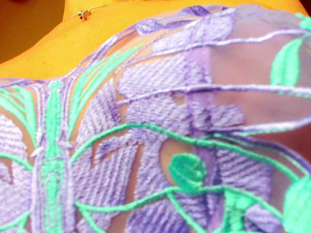 Kriszayka's BongaCams show and profile