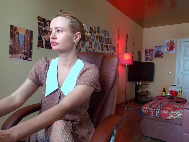 Kriszayka's BongaCams show and profile