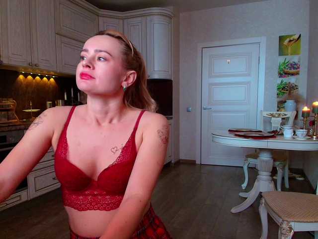 Kriszayka's BongaCams show and profile