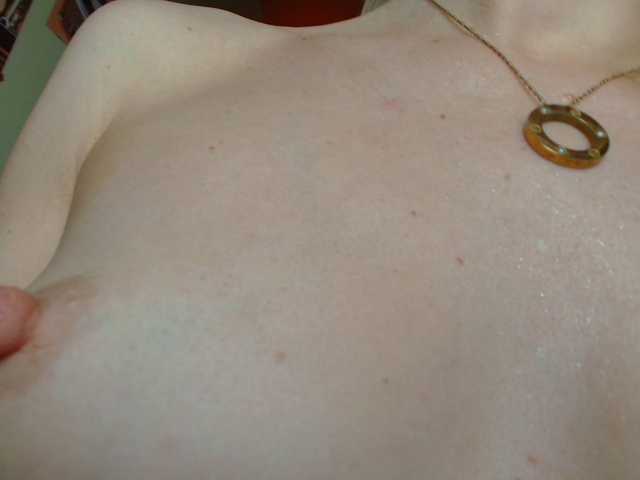 Kriszayka's BongaCams show and profile