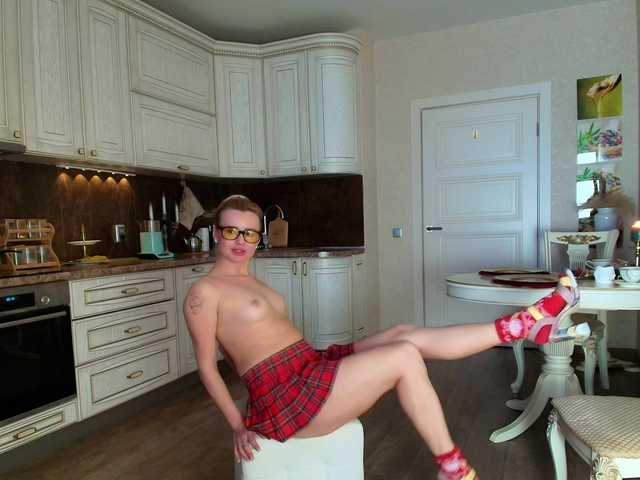 Kriszayka's BongaCams show and profile