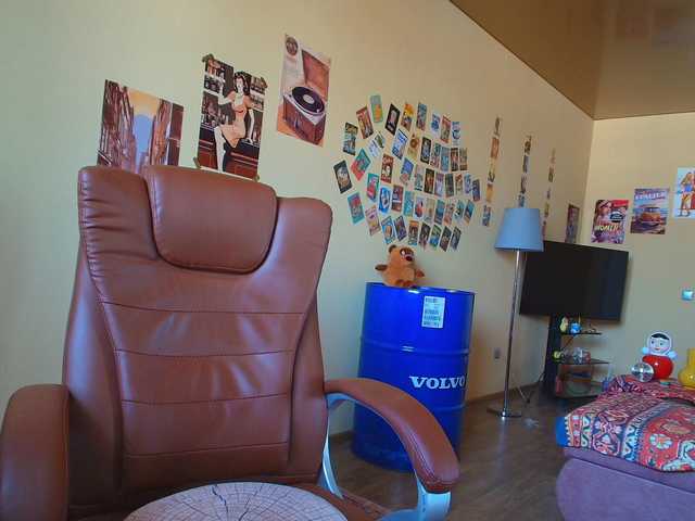 Kriszayka's BongaCams show and profile