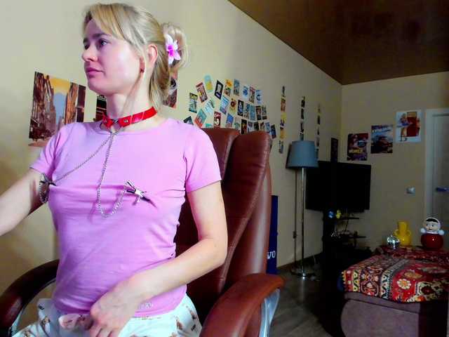 Kriszayka's BongaCams show and profile