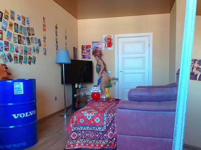 Kriszayka's BongaCams show and profile