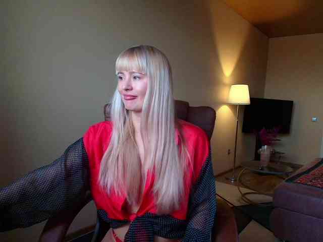 MissMotivated webcam