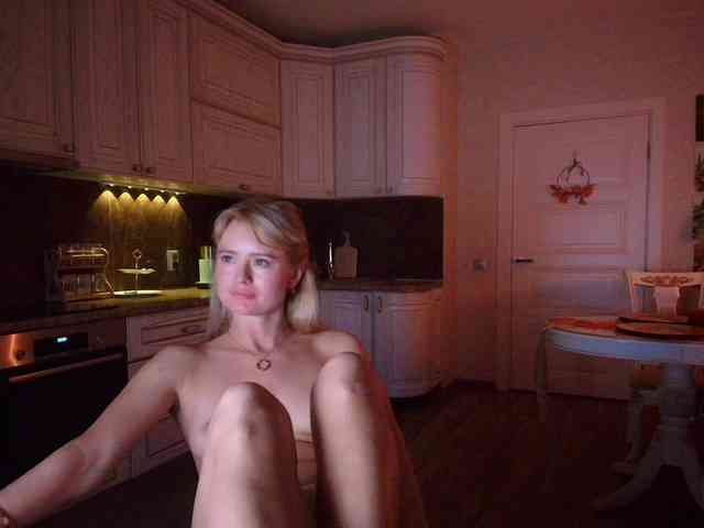 MissMotivated webcam