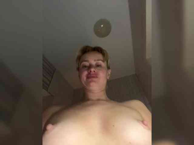 MissMotivated webcam