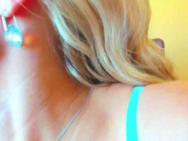 MissMotivated webcam