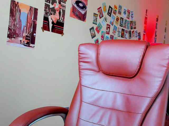 MissMotivated webcam