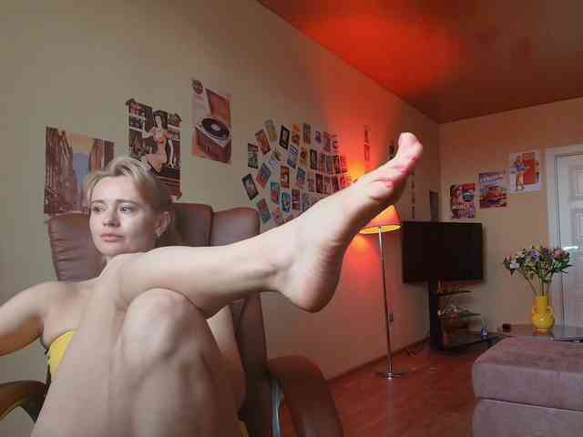 MissMotivated webcam