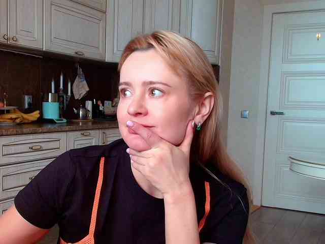 MissMotivated webcam