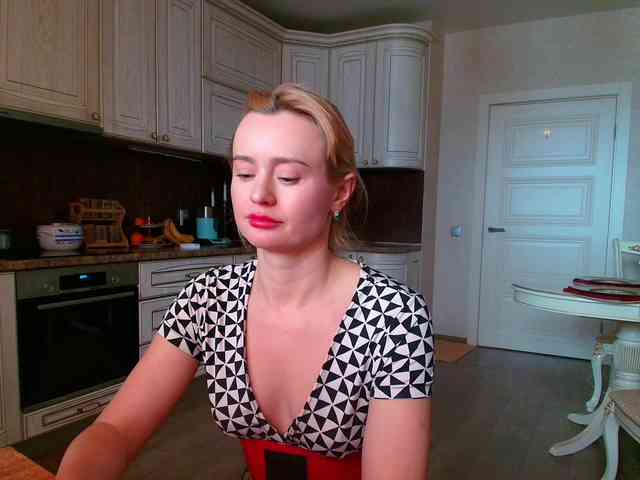 MissMotivated webcam