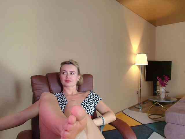 MissMotivated webcam