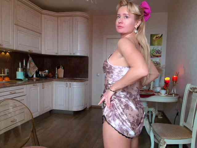 MissMotivated webcam