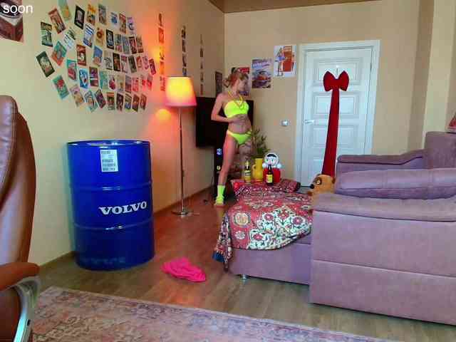 MissMotivated webcam