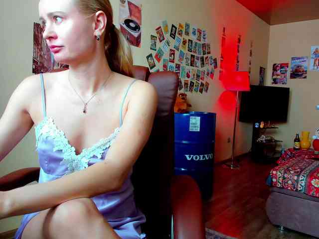 MissMotivated webcam