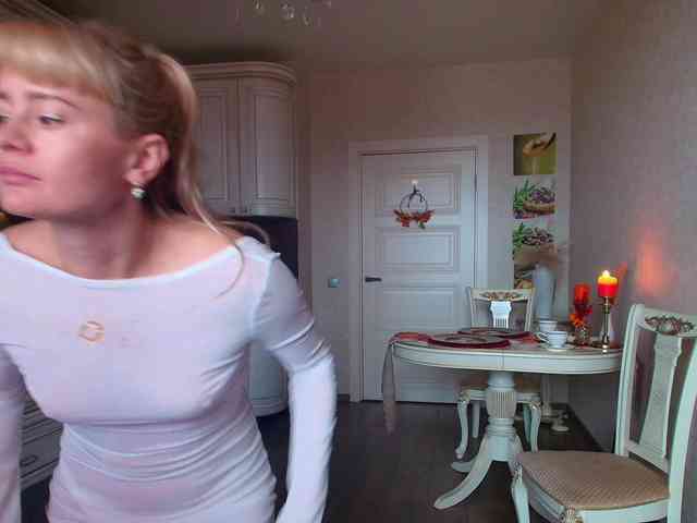 MissMotivated webcam