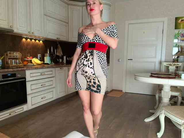 MissMotivated webcam